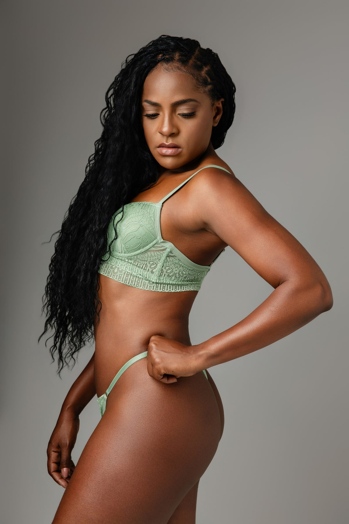 Conjunto Lingerie Renda Bojo e Fio Dental Alecrim